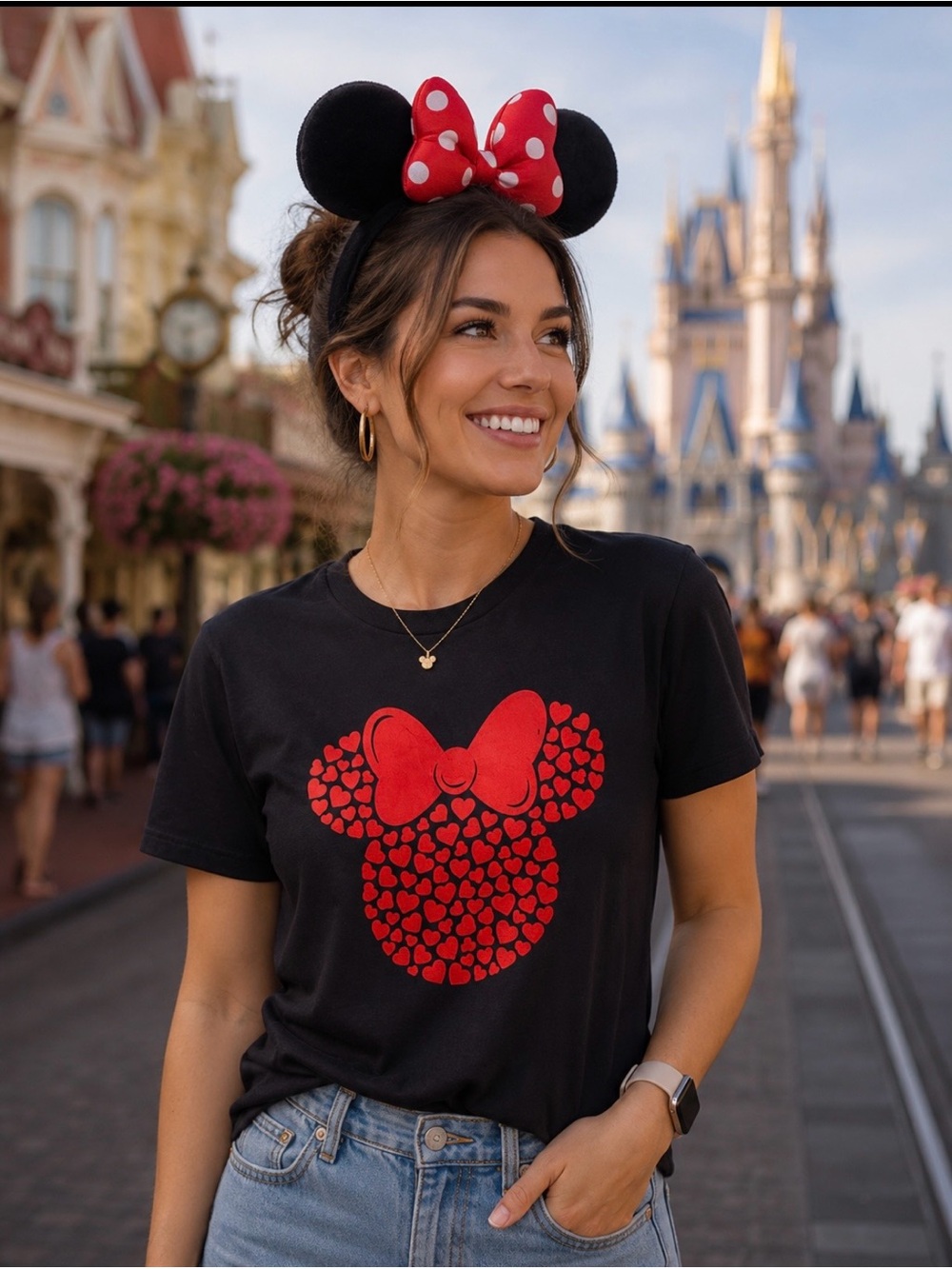 NWT Disney Minnie Mouse Heart T Shirt
